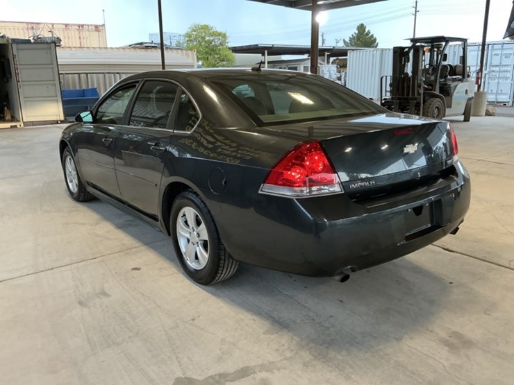 2016-chevrolet-impala-limited-sdn-image-5