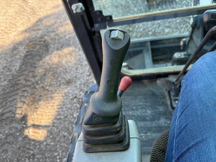 bobcat-e60-image-25