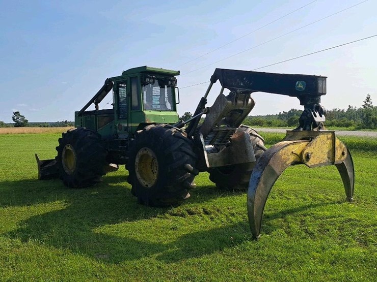 2008-deere-748h-image-3