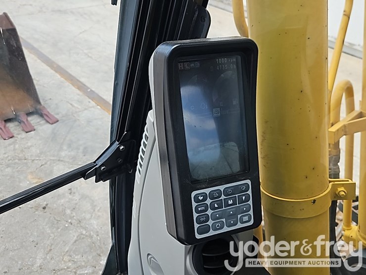 2017-kobelco-sk170-lc-image-38