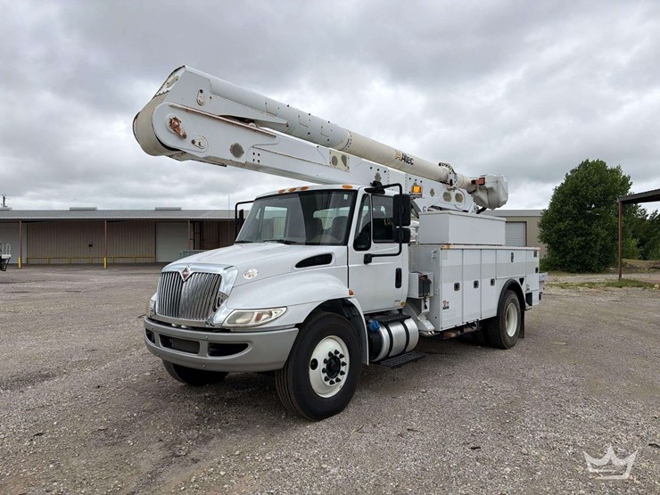 2017-international-durastar-4300-image-31