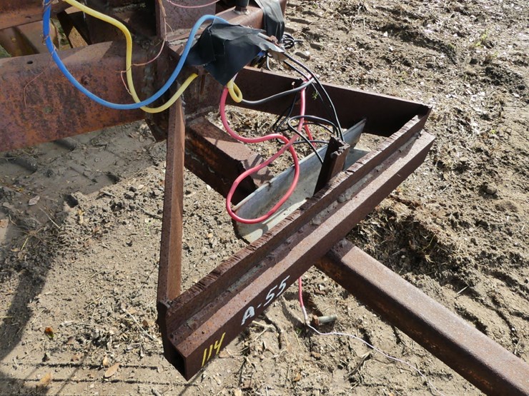 homemade-bale-carrier-image-6