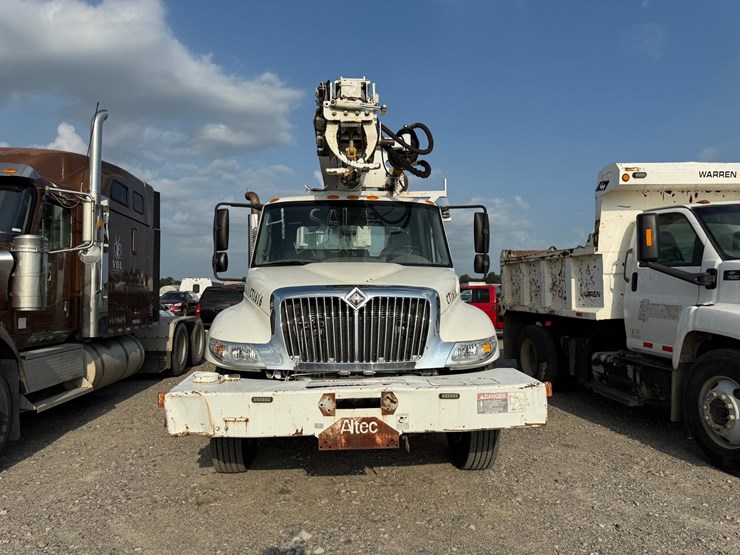 2007-international-durastar-4300-image-2