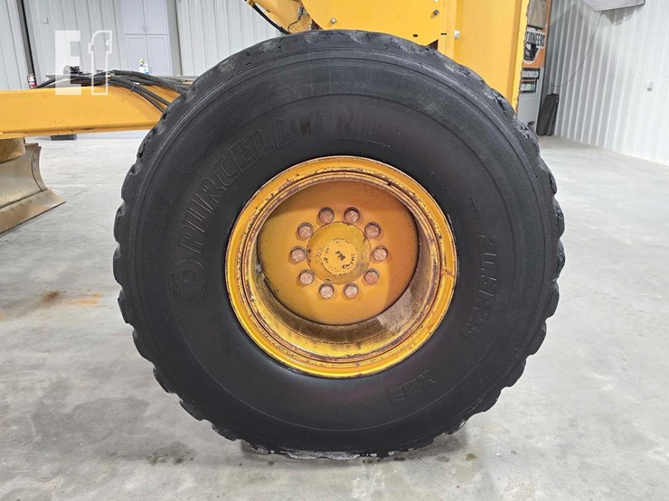 2008-caterpillar-14m-image-35