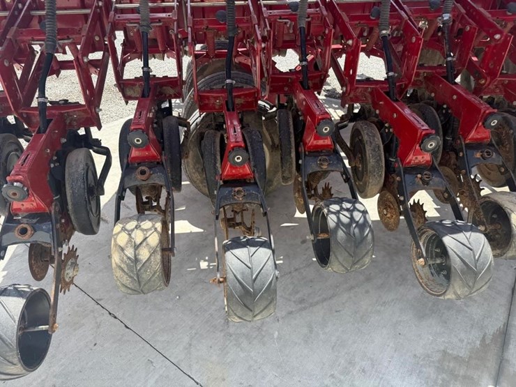 case-ih-5500-image-65