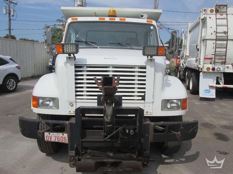 2002-international-4900-image-24