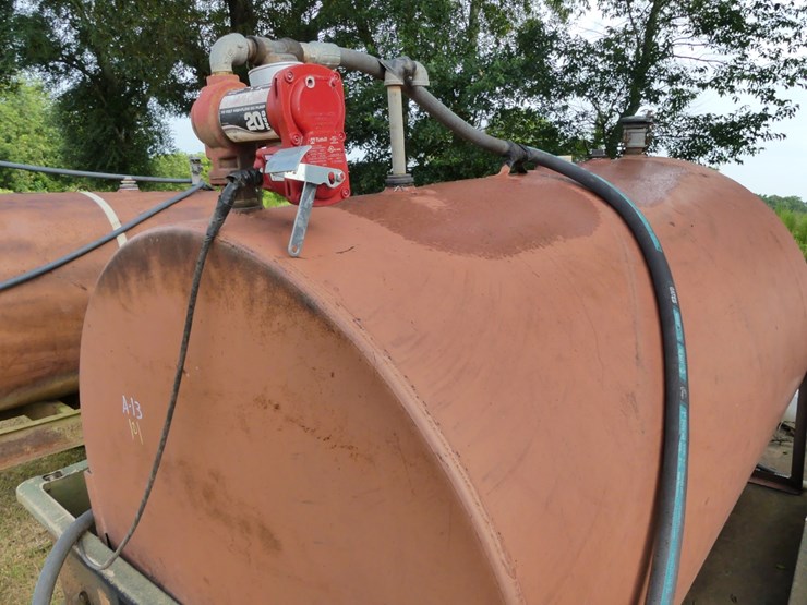 500-gal-fuel-tank-on-wagon-image-8