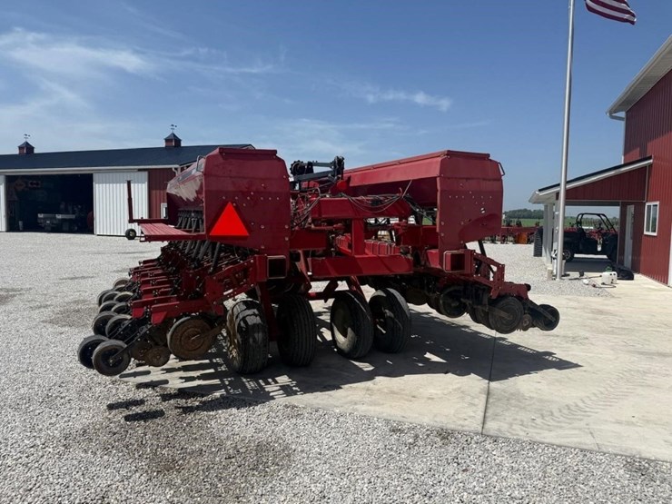 case-ih-5500-image-47