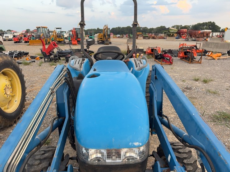 new-holland-7308-image-34