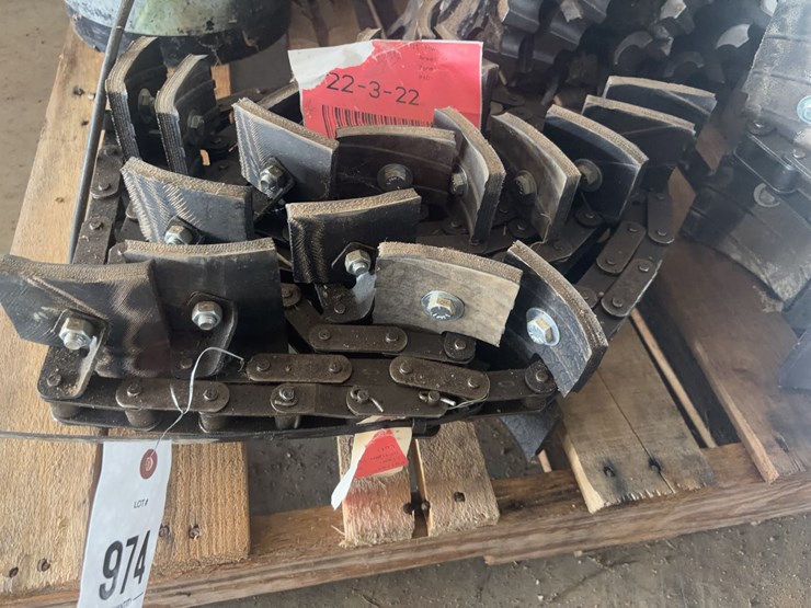 tailings-elevator-chain-(fits-50-series-john-deere’s-image-1