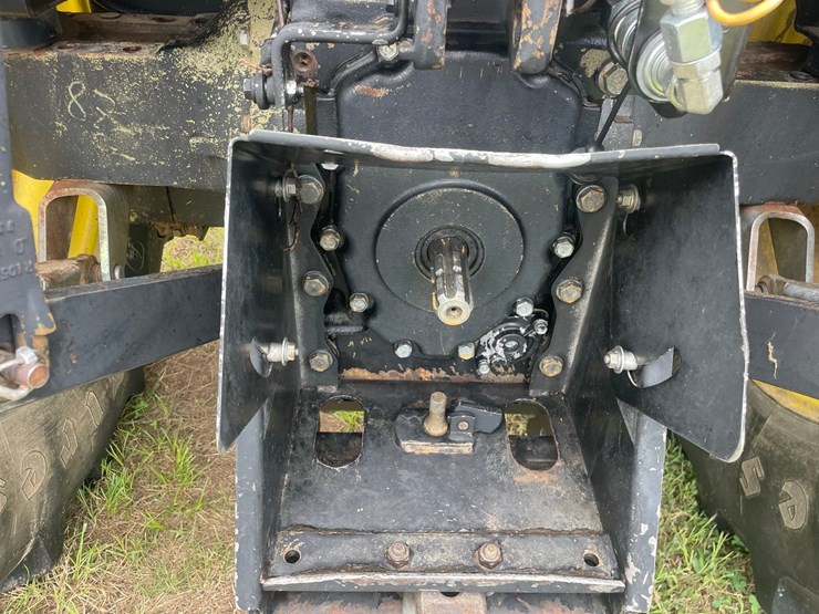 2004-john-deere-5520-image-12