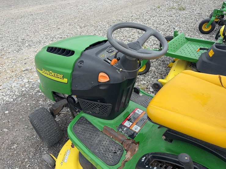 john-deere-l118-image-11