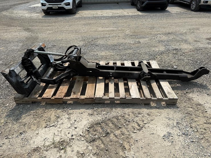 kubota-l4455a--4-pt-hitch-and-subframe-wh-auto-latch-uni-tach-image-5