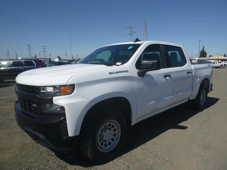2021-chevrolet-1500-image-1