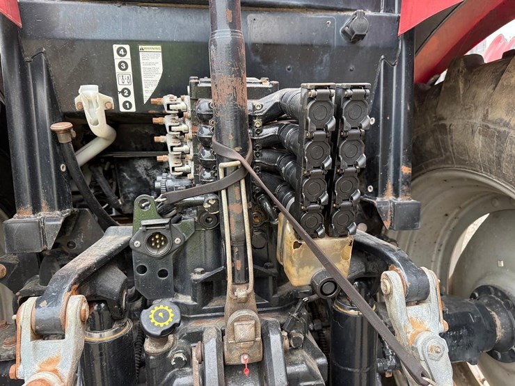 case-ih-mxu110-image-17