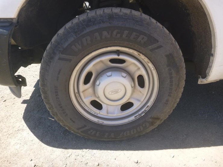 2014-ford-f250-image-16