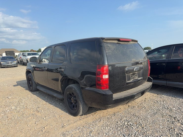 2014-chevrolet-tahoe-image-20