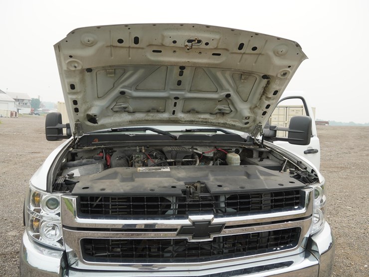 2008-chevrolet-2500-image-39