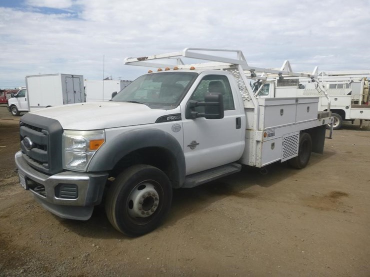 2012-ford-f550-image-1