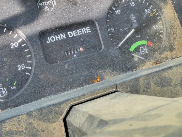 1997-john-deere-6400-image-18