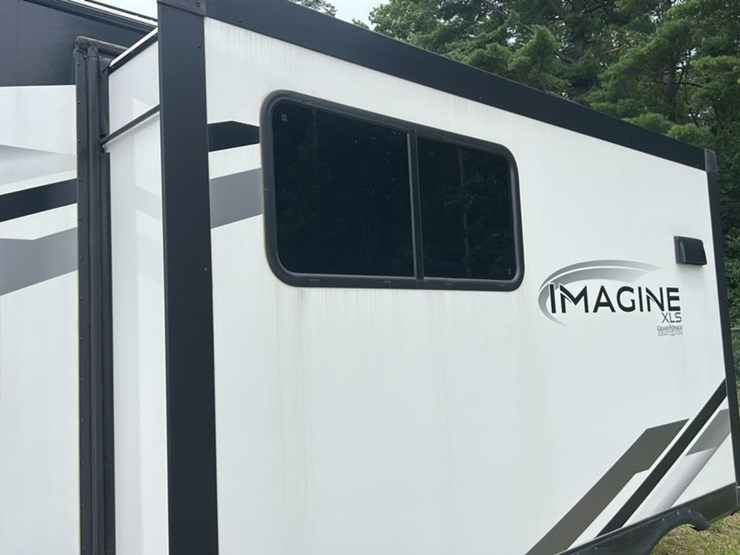 #140-•-2025-grand-design-imagine-xls-22mle-camper-image-38
