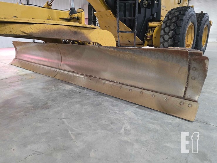 2008-caterpillar-14m-image-9