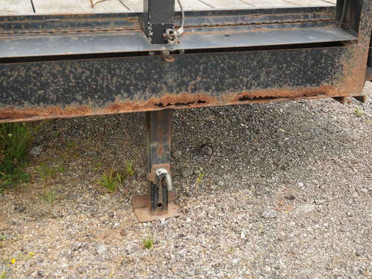 #136-•-2013-appalachian-49290-24'-trailer-image-39