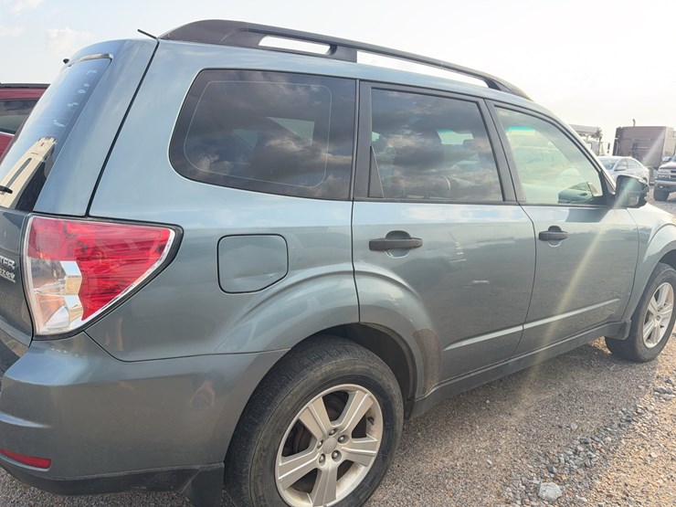2012-subaru-forester-image-6