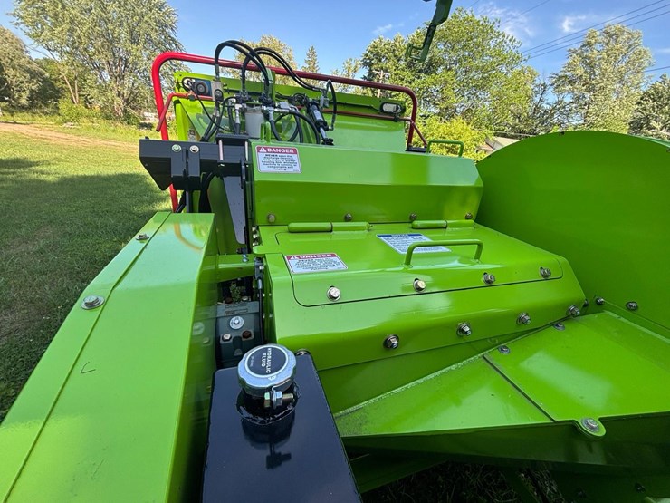 #157-•-2024-vortex-v12-31-towable-brush-chipper-image-45