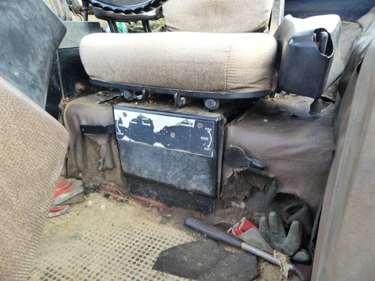 1998-john-deere-4650-image-18