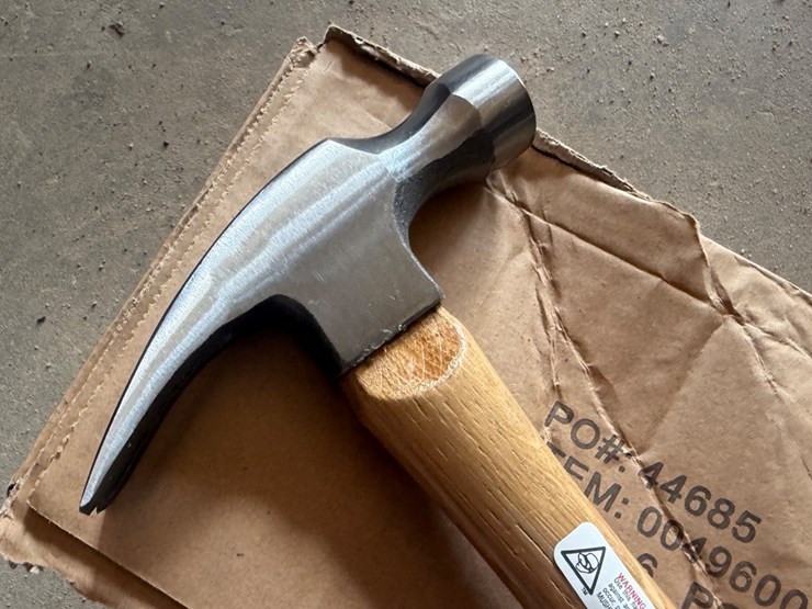 #5-•-(2)-boxes-of-claw-hammers-image-5