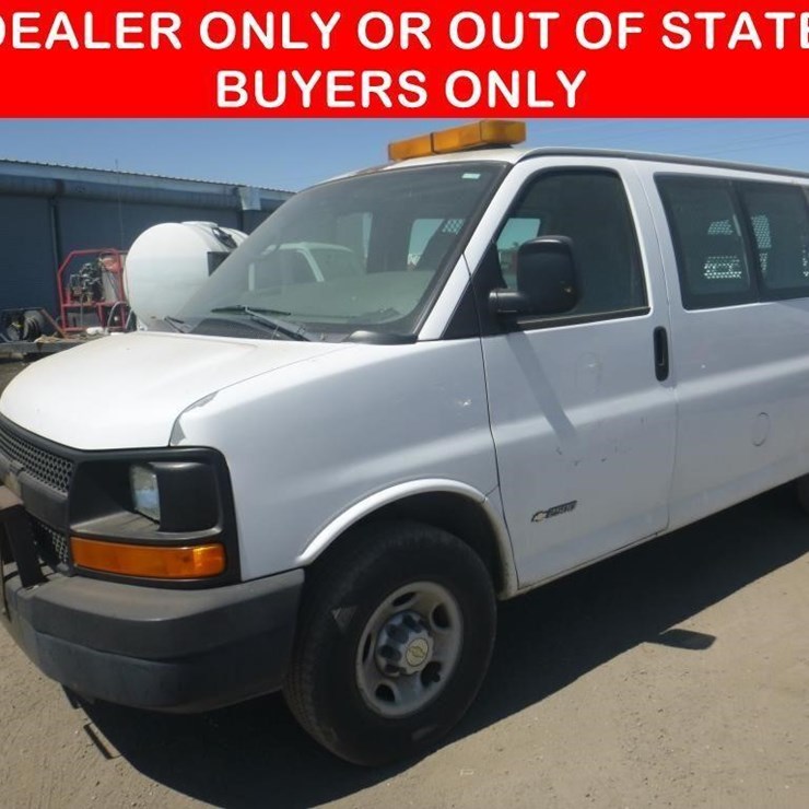 2006 CHEVROLET EXPRESS 2500