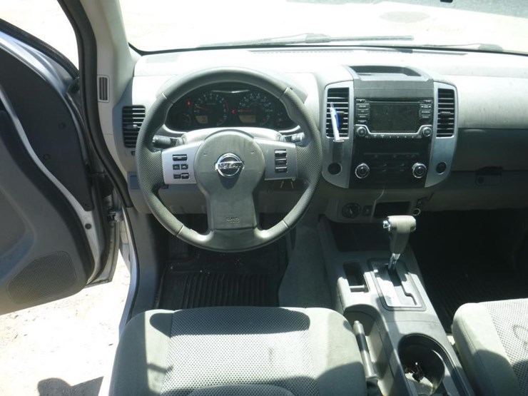 2018-nissan-frontier-image-9