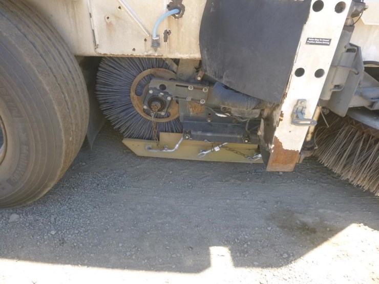 2013-global-m4-sweeper-image-10