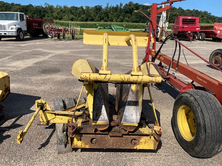 new-holland-s717-image-17
