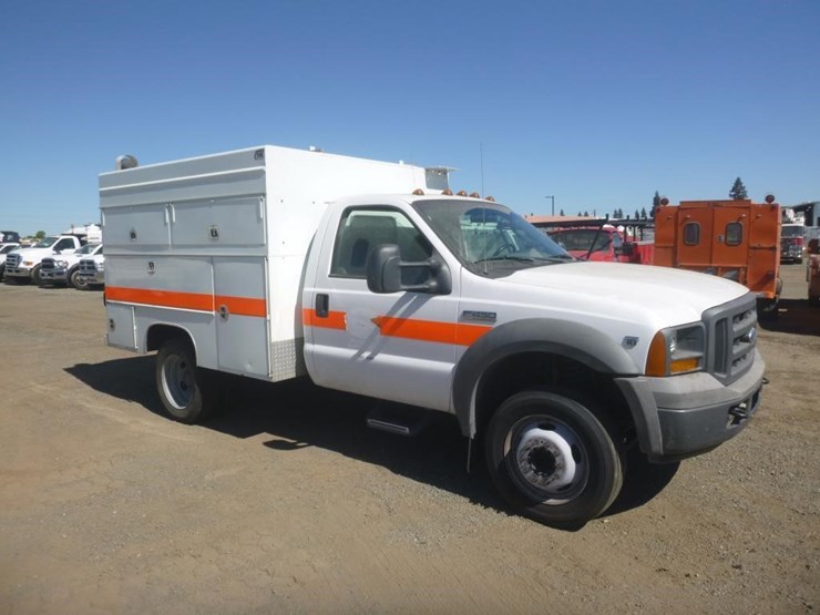 2005-ford-f450-image-2
