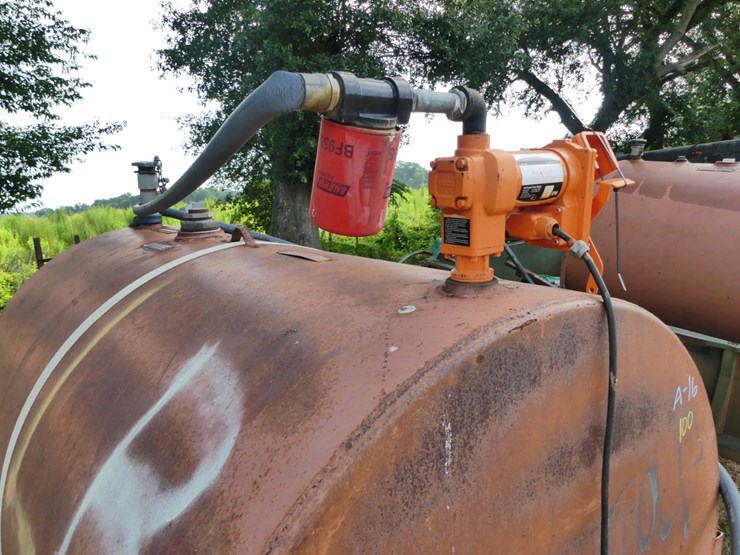 500-gal-fuel-tank-on-wagon-image-7