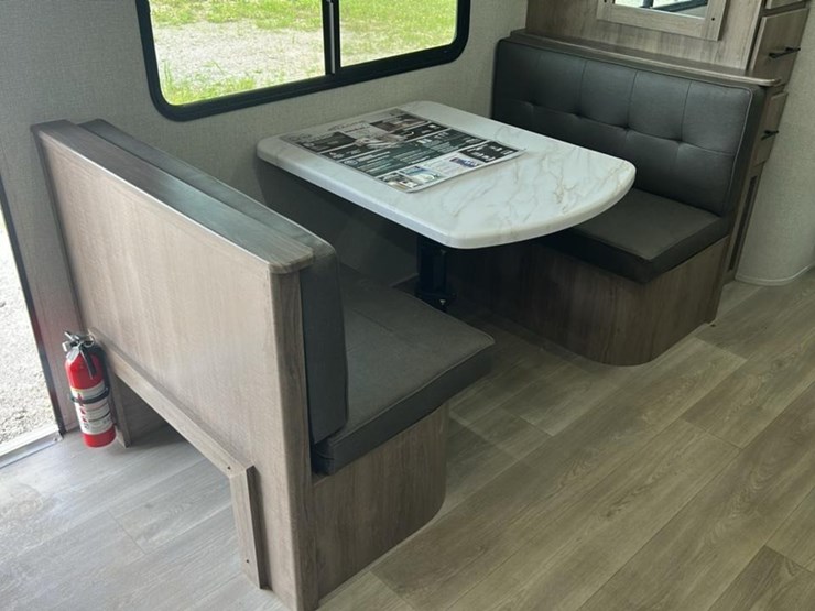 #140-•-2025-grand-design-imagine-xls-22mle-camper-image-44