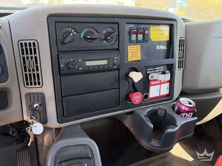 2012-international-durastar-4300-image-17