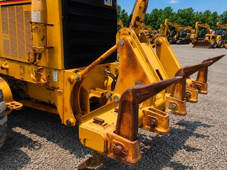 2002-caterpillar-140h-image-7