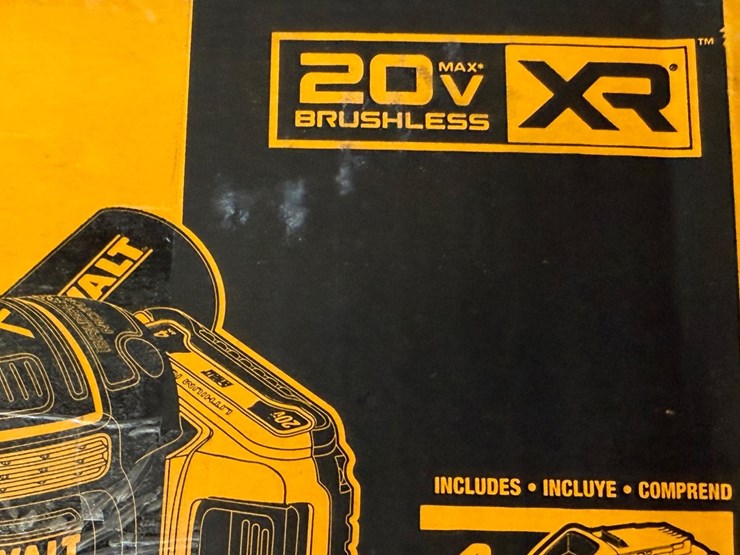 #15-•-dewalt-xr-sander-battery-and-charger-image-13
