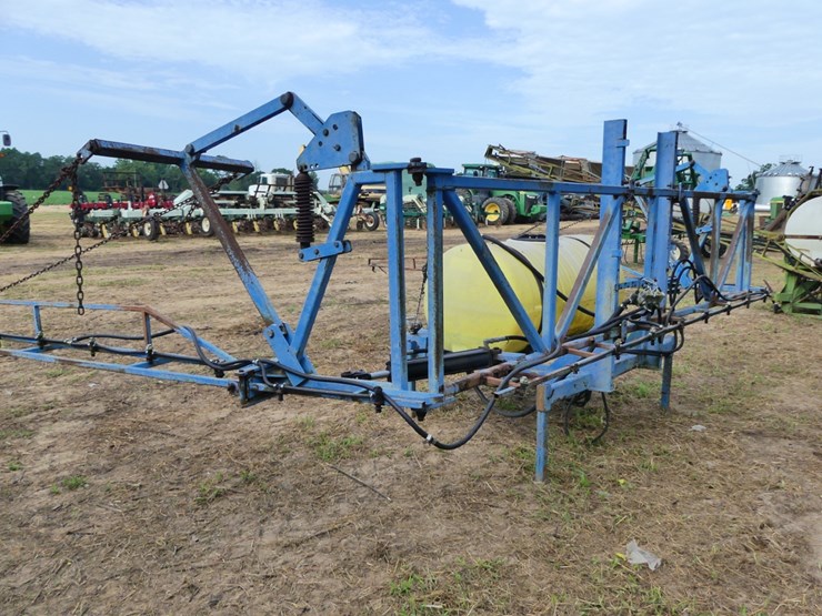 3pt-200-gal-boom-sprayer-image-5