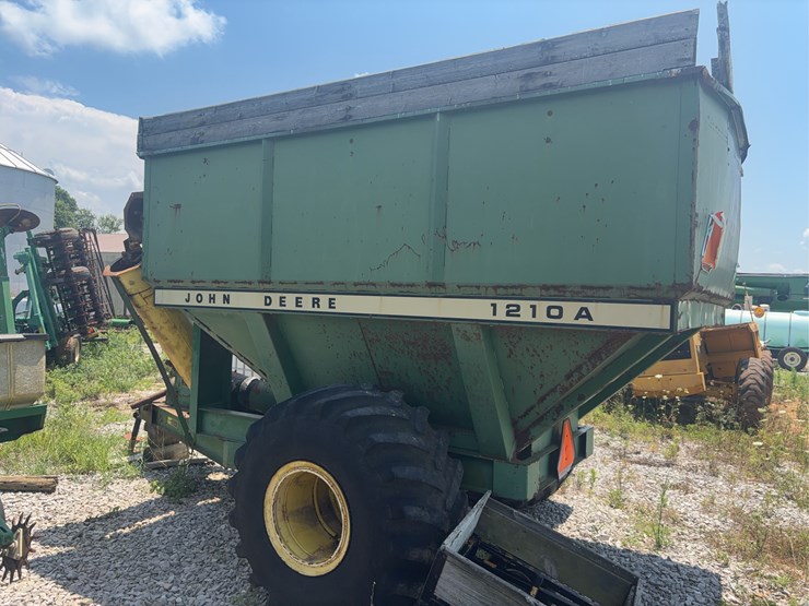 john-deere-1210a-image-8