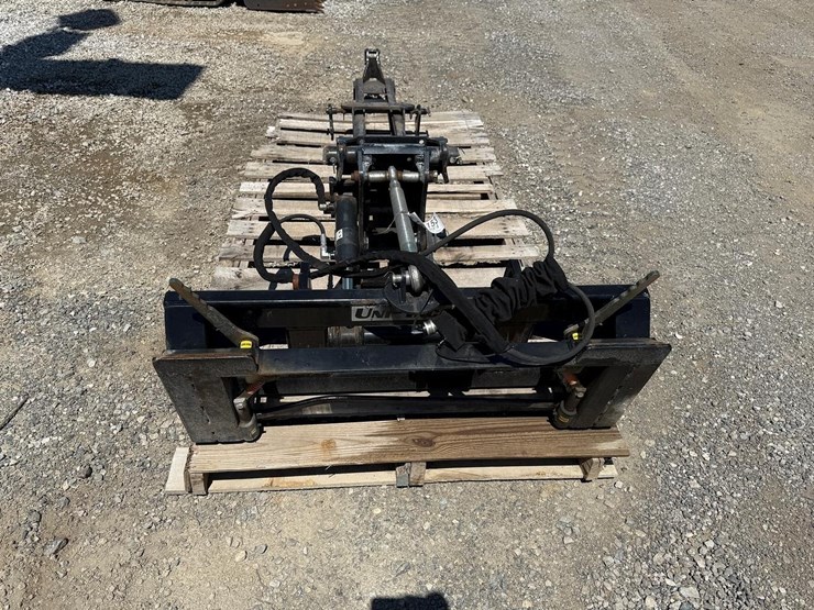 kubota-l4455a--4-pt-hitch-and-subframe-wh-auto-latch-uni-tach-image-3