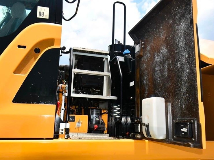 2019-caterpillar-m322f-image-7