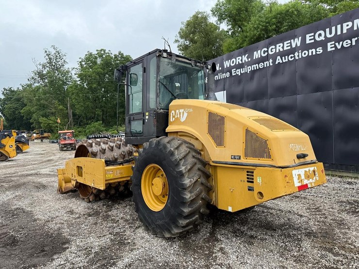 2011-caterpillar-cp56-image-2