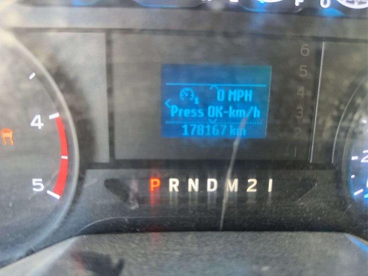 2017-ford-f450-xl-image-27