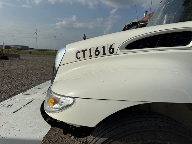 2007-international-durastar-4300-image-97