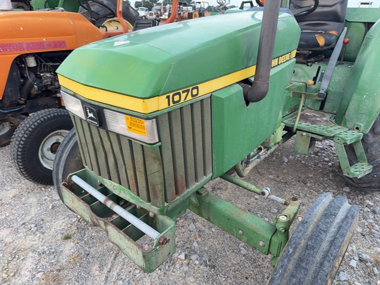 john-deere-1070-image-21