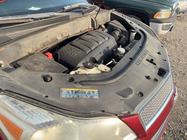 2010-chevrolet-traverse-image-45